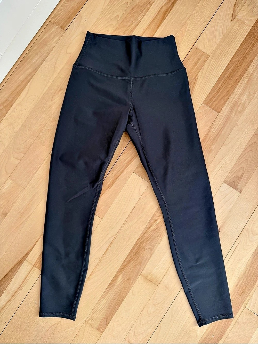 Alo Black Airlift Legging